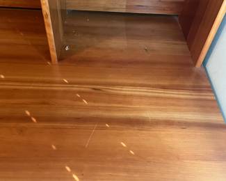 P40 - $20. Office Desk. Measures 58" wide x 30" deep x 65" tall. Hutch does come off to move. Please bring help to move!