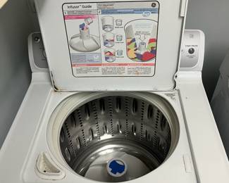 P43 - $300. GE Washing Machine & Dryer. Electric Dryer! Gently used by an elderly couple. Both work great!