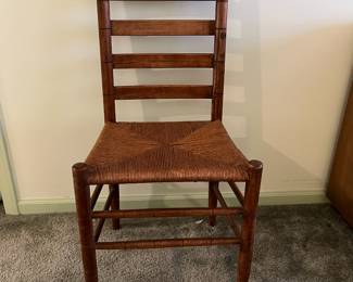 P19 - $25. Single Side Chair. Measures 19" wide x 18" deep x 35" tall. Sturdy & seat is in good condition!