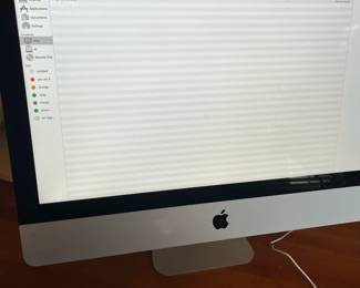 P34 - $100. MacOs Mojave. 21.5" - Late 2015.