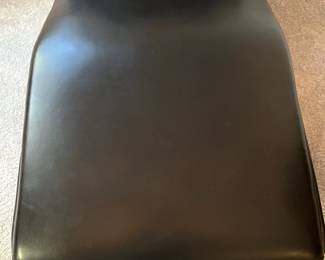P2 - $400. Contour Chair Lounge Company Model 100. Viverator in Premiere Black. Measures 27" wide x 5' long. Does work! Missing knob but can be turned by hand. Vinyl is in excellent condition!