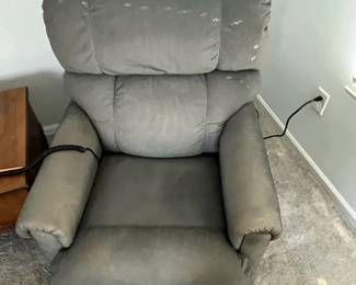 P23 - $250 Each - 2 Available. La-Z-Boy Luxury-Lift Power Recliner. 350# Limit. Measures 34" wide x 39" deep x 42" tall. Remote has lots of options! Lift, Recline, Back, Legrest, Headrest & Lumbar!