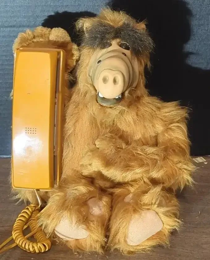 01 Alf Phone
