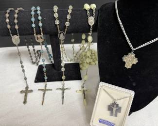 Rosarys and Pendants