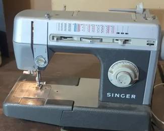 Singer Sewing Machine