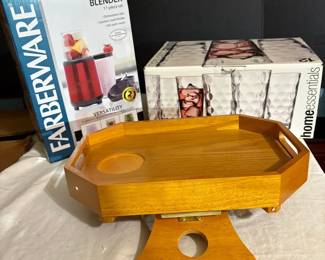 Blender Glasses Sofa Trays
