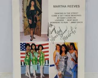 	Martha Reeves 8×10 Photo Signed