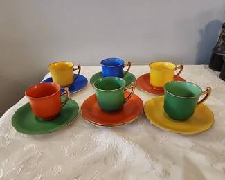 Vintage tea cups set