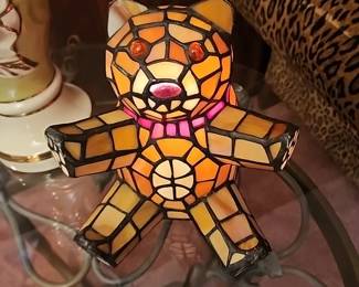 Bear stained glass lamp
