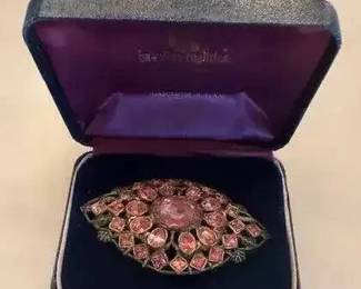 MS508VVintage stone brooch