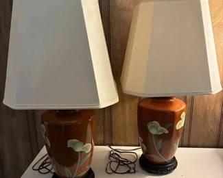 MS063Set Of Two Ginger Jar Like Lamps