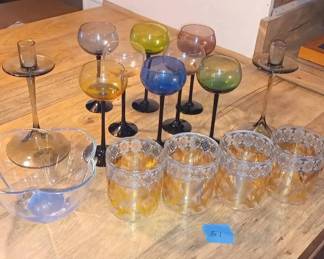 MS051Vintage coloured glass lot 15 pieces