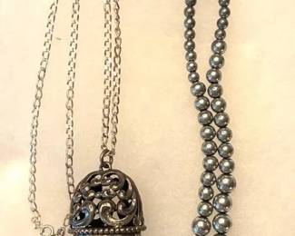 MS501Silver tone Necklaces With One Pair Earrings 