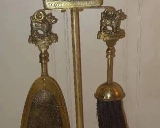 MS016Vintage looking Scottish terrier fireplace set 