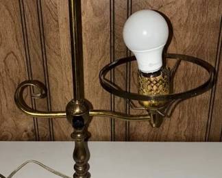 MS067Brass Tabletop Lamp
