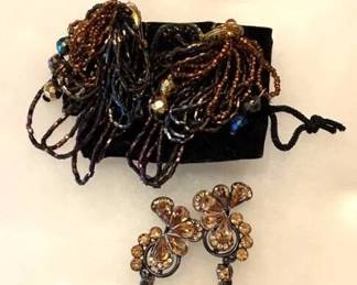 MS503Vintage Rhinestones, Shells And Beads Earrings