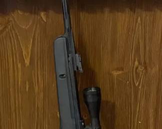 "A Very Furey Christmas" in Clarks Hill, SC Starts Closing Thr 12/18 at 8p. Pickup: Sat 12/20 11-3pm. Please click here to view more photos, descriptions, and current bids: https://ctbids.com/estate-sale/41086