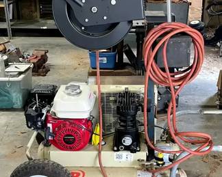 "A Very Furey Christmas" in Clarks Hill, SC Starts Closing Thr 12/18 at 8p. Pickup: Sat 12/20 11-3pm. Please click here to view more photos, descriptions, and current bids: https://ctbids.com/estate-sale/41086