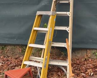 "A Very Furey Christmas" in Clarks Hill, SC Starts Closing Thr 12/18 at 8p. Pickup: Sat 12/20 11-3pm. Please click here to view more photos, descriptions, and current bids: https://ctbids.com/estate-sale/41086