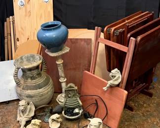 "A Very Furey Christmas" in Clarks Hill, SC Starts Closing Thr 12/18 at 8p. Pickup: Sat 12/20 11-3pm. Please click here to view more photos, descriptions, and current bids: https://ctbids.com/estate-sale/41086