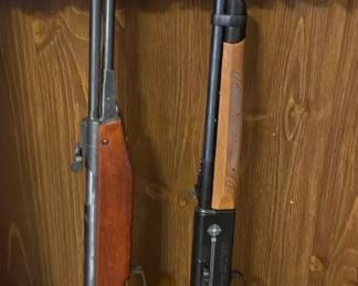 "A Very Furey Christmas" in Clarks Hill, SC Starts Closing Thr 12/18 at 8p. Pickup: Sat 12/20 11-3pm. Please click here to view more photos, descriptions, and current bids: https://ctbids.com/estate-sale/41086