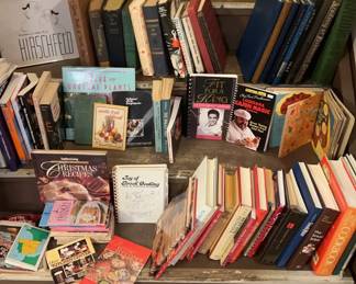 "A Very Furey Christmas" in Clarks Hill, SC Starts Closing Thr 12/18 at 8p. Pickup: Sat 12/20 11-3pm. Please click here to view more photos, descriptions, and current bids: https://ctbids.com/estate-sale/41086