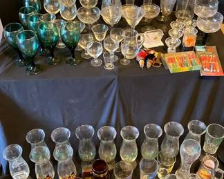 "A Very Furey Christmas" in Clarks Hill, SC Starts Closing Thr 12/18 at 8p. Pickup: Sat 12/20 11-3pm. Please click here to view more photos, descriptions, and current bids: https://ctbids.com/estate-sale/41086