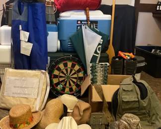 "A Very Furey Christmas" in Clarks Hill, SC Starts Closing Thr 12/18 at 8p. Pickup: Sat 12/20 11-3pm. Please click here to view more photos, descriptions, and current bids: https://ctbids.com/estate-sale/41086