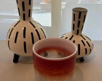 DG201Trio Of Glass Vases