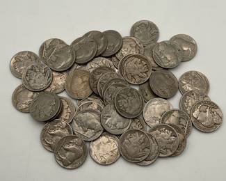 Approximately 50 Buffalo Nickels. Full date coins grading Good to Extremely Fine.