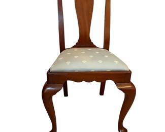 HenkelHarris Queen Anne Side Chair