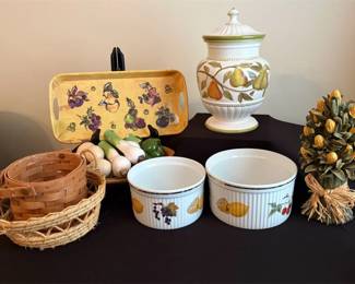 2 Royal Worcester Evesham Gold Dishes More Fruit Decor
