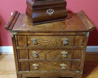 Small Vintage Hannover Chest with Oblong Tea Caddy