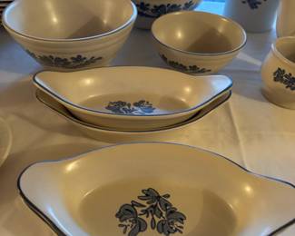 Pfatlzgraff Blue Yorktowne