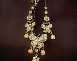 Kirk’s Folly Butterfly Crystal Bib Necklace $100
Call Donna 850-516-2425