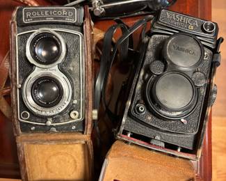 Rolleicord, Yashica Twin Lens