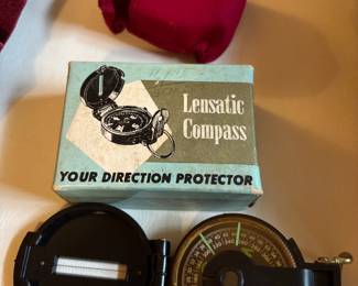 Lensatic compass