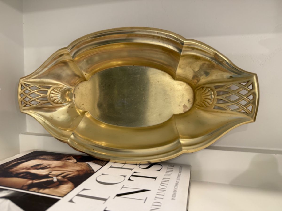 Vintage Brass Art Nouveau tray, has hanger so could be used as part of a gallery wall or in a kitchen.