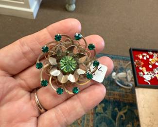 Vintage brooches make great gifts