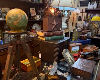 Lots of collectible items - perfect for Christmas gifts.