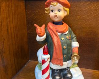 Melody in Motion Christmas Caroler Girl