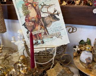 Vintage Christmas print, gold accessories