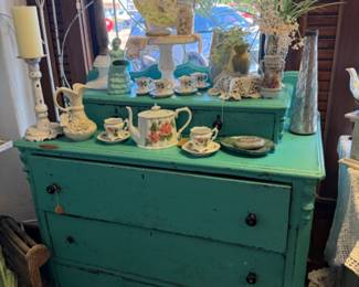 Beautiful vintage painted chest of drawers, tea set, cake stand