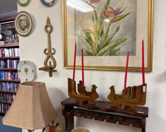 framed art, lamps, hanging plates