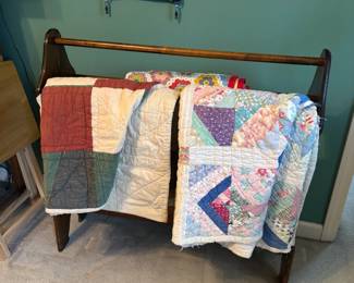 Quilts and Quilt Rack
