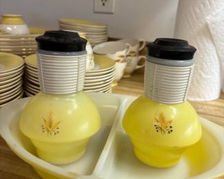 Glasbake Yellow Wheat