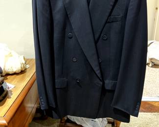 Men's double-breasted suit / school zone - size 44 coat / 36 waist.