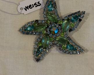 Vintage Weiss brooch