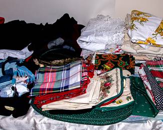 ROOMS ARE PACKED! - TEXTILES / CLOTHES