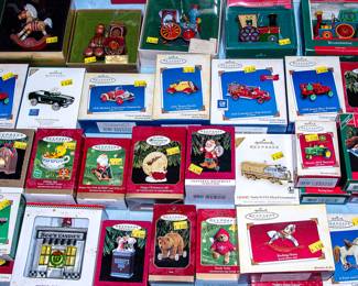 TABLES OF HALLMARK ORNAMENTS